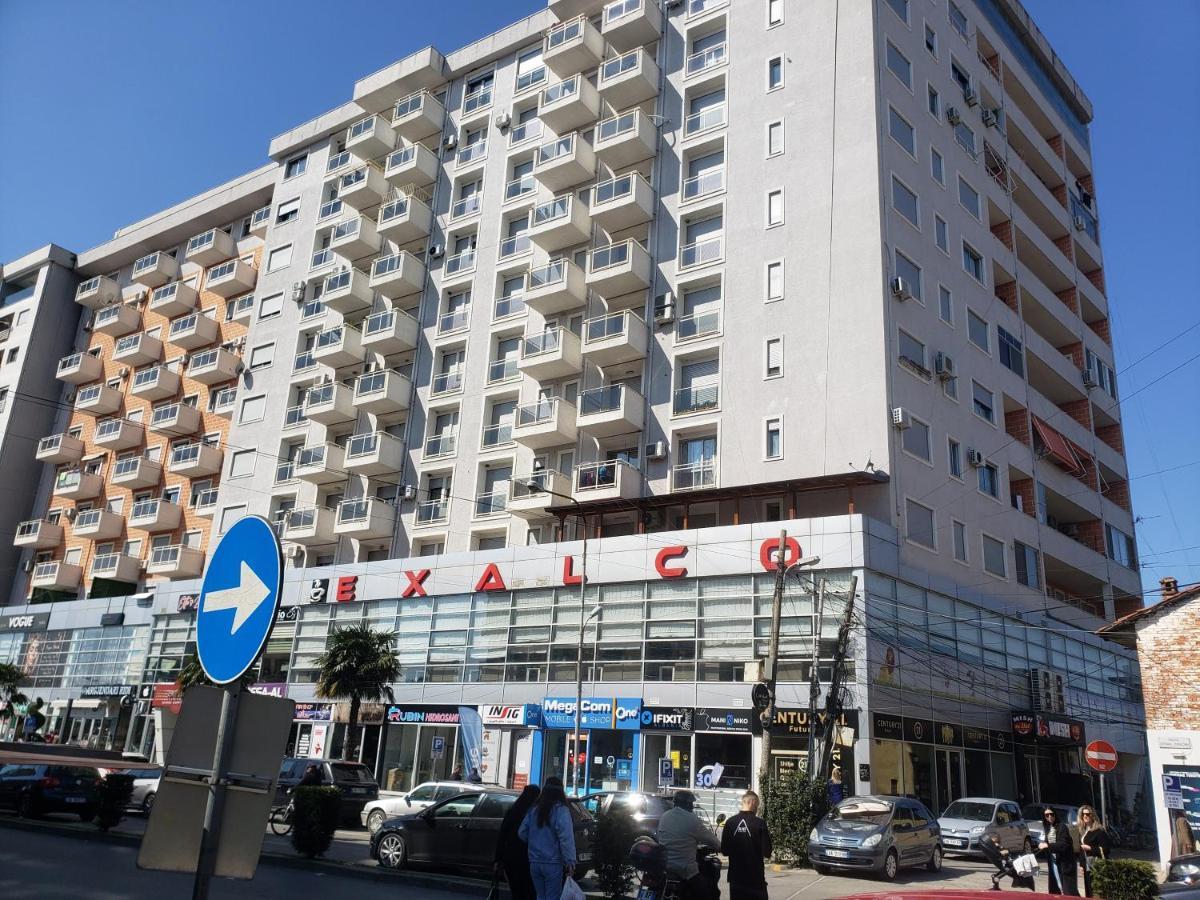 Appartamento Nr. 28. Centrale E Luminoso Shkoder Exterior photo